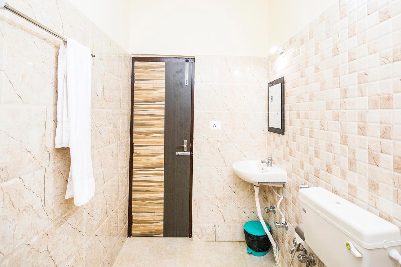 Fabhotel Kolkata Residency Salt Lake Exteriör bild